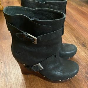 UGG Taryn Wedge boots